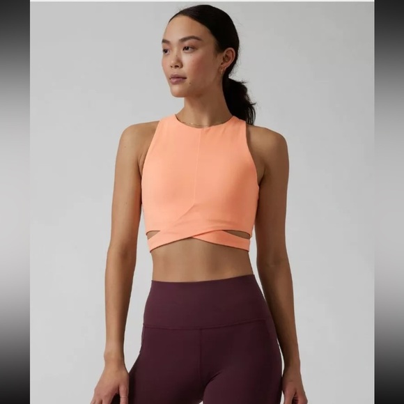 Athleta Set of 2 bras Conscious crop & transcend plunge D-DD+ Size S Like new - Picture 15 of 15